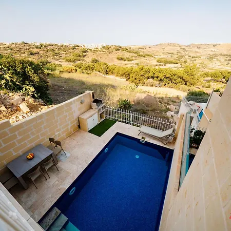 Family-friendly Gozo Escape - Pool, Terrace & Bbq Xaghra