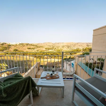 Family-friendly Gozo Escape - Pool, Terrace & Bbq Villa *