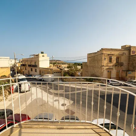 Family-friendly Gozo Escape - Pool, Terrace & Bbq Xagħra