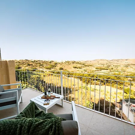 Villa Family-friendly Gozo Escape - Pool, Terrace & Bbq