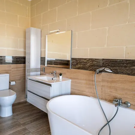 Villa Family-friendly Gozo Escape - Pool, Terrace & Bbq Xagħra